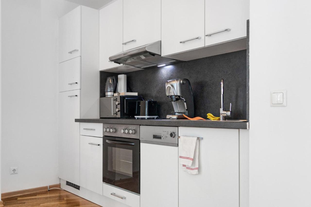 Gasometer Apartment - Designer Building With Amazing View Wina Bagian luar foto